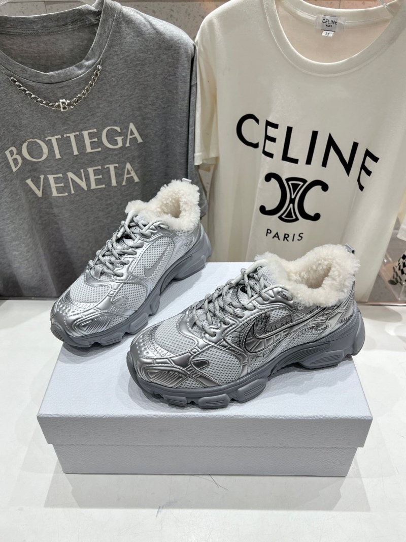 chr1st1an D10r sneakers